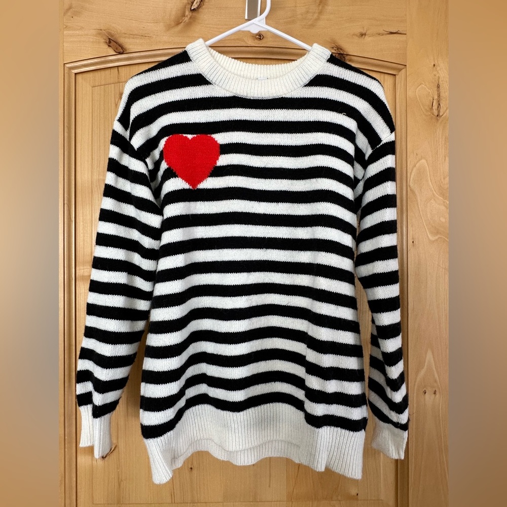 Black and white sweater